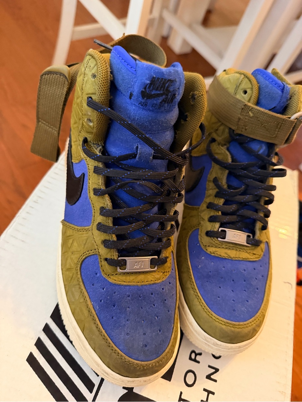 Nike Men’s High-Top Sneakers in Blue and Olive Green